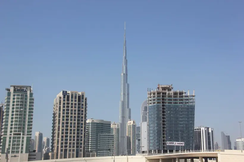 Burj Khalifa At the Top (148+125+124)